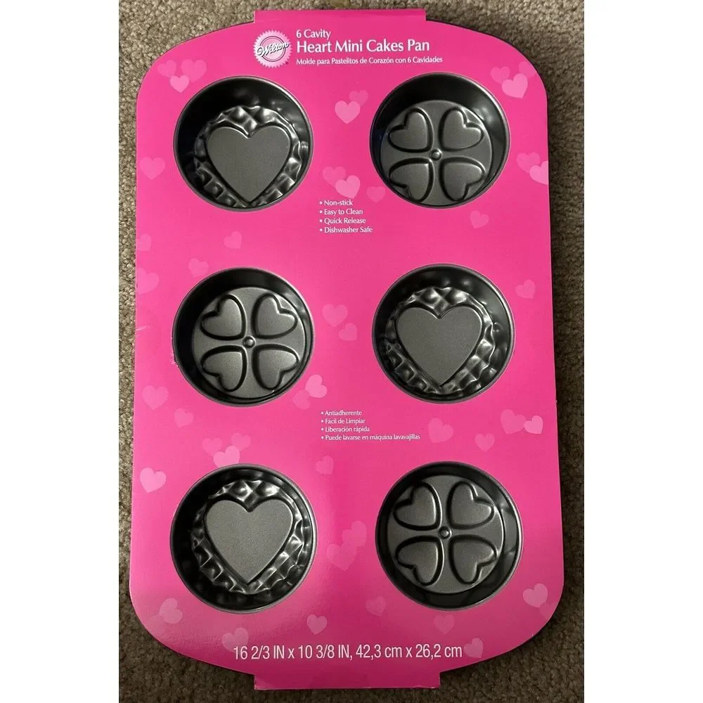 Wilton 6 Cavity Heart Mini Cakes Pan Nonstick Baking Muffin‎ Mold Bakeware New